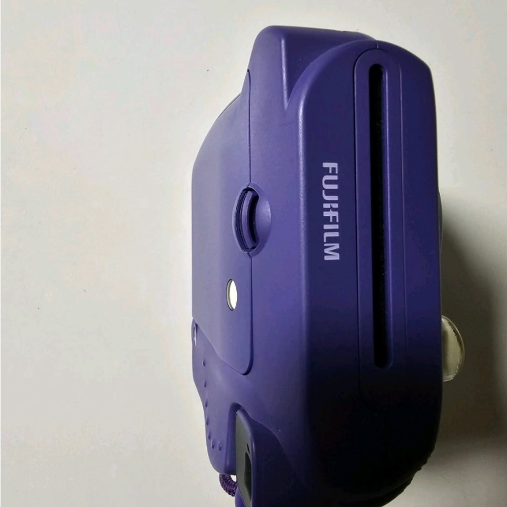 Instax Mini 8 Violet Camera with Owl Design Case - Picture 6 of 12